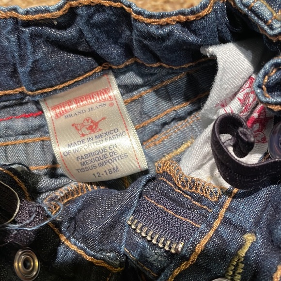 Jeans - Picture 2 of 4